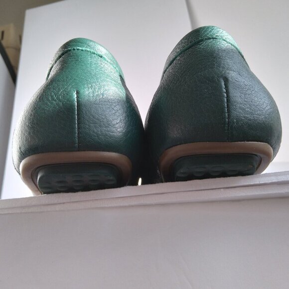 Isaac Mizrahi Live! Emerald Green Driving Moccasins with Leather Bow SZ 7.5 - Picture 7 of 8